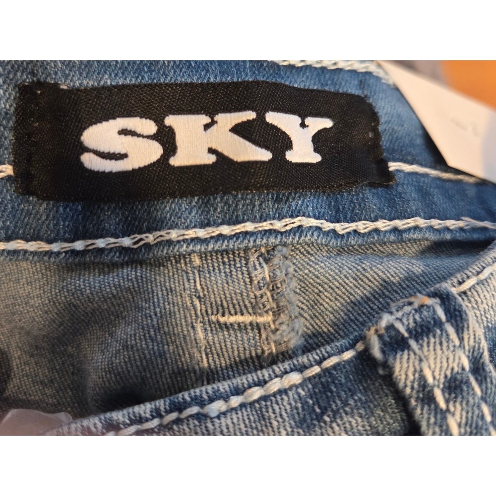 SKY Floral Sugar Skull Flare Jeans Size 9/29 NWT Embroidered Rhinestone Blue - Picture 7 of 11